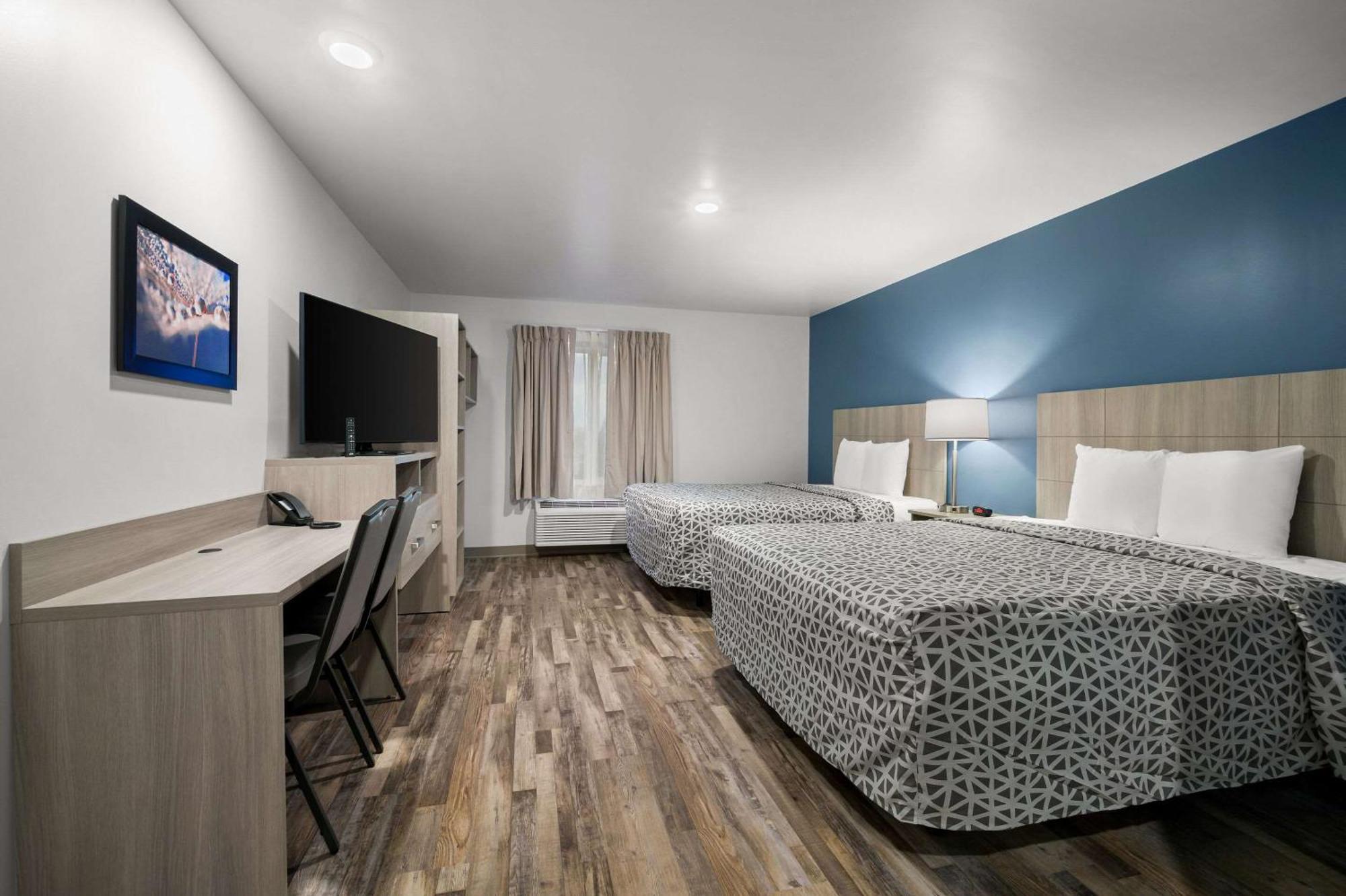 Woodspring Suites Dearborn Detroit מראה חיצוני תמונה